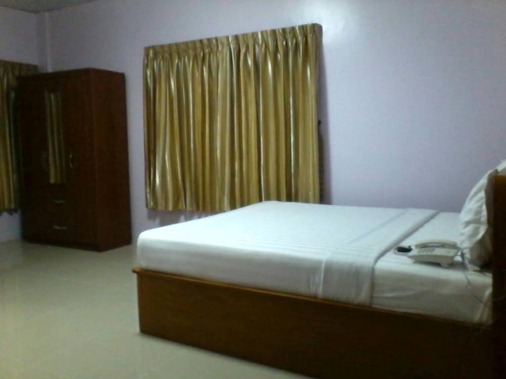 Aung Tha Pyay Hotel 3 Rangoon Værelse billede