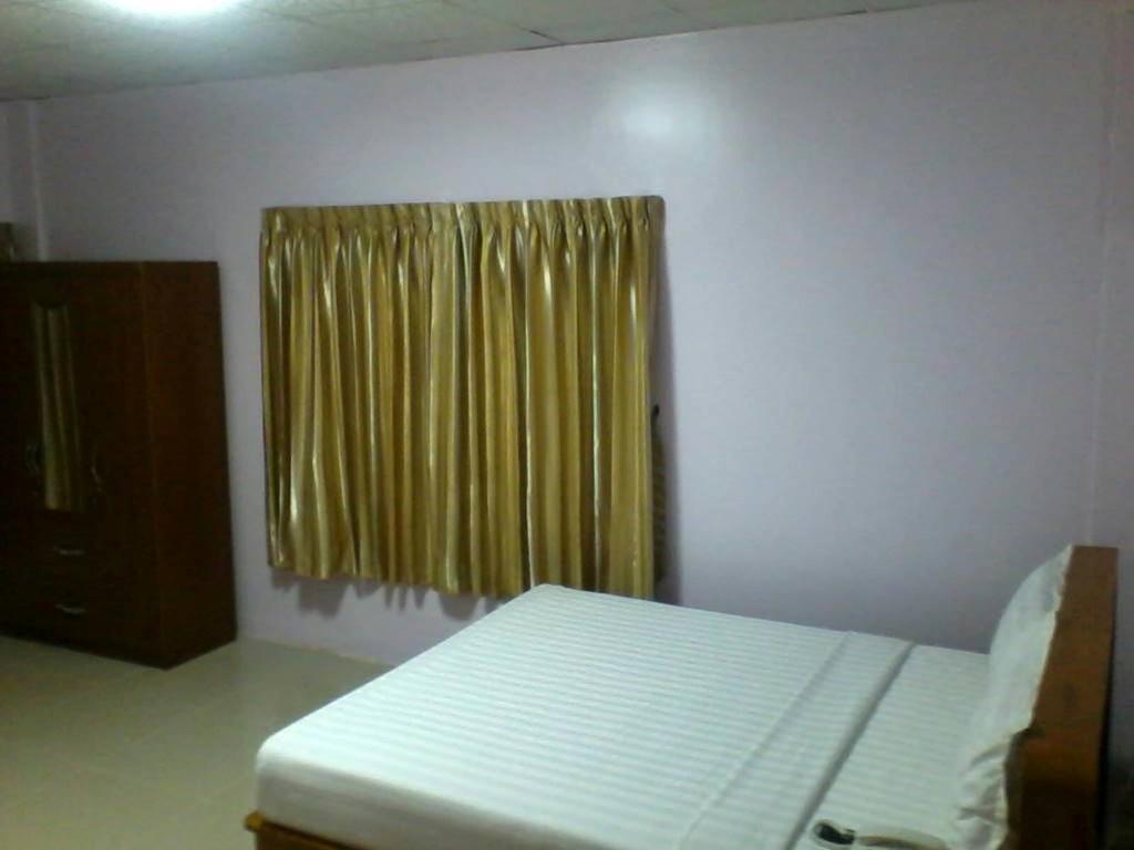 Aung Tha Pyay Hotel 3 Rangoon Værelse billede